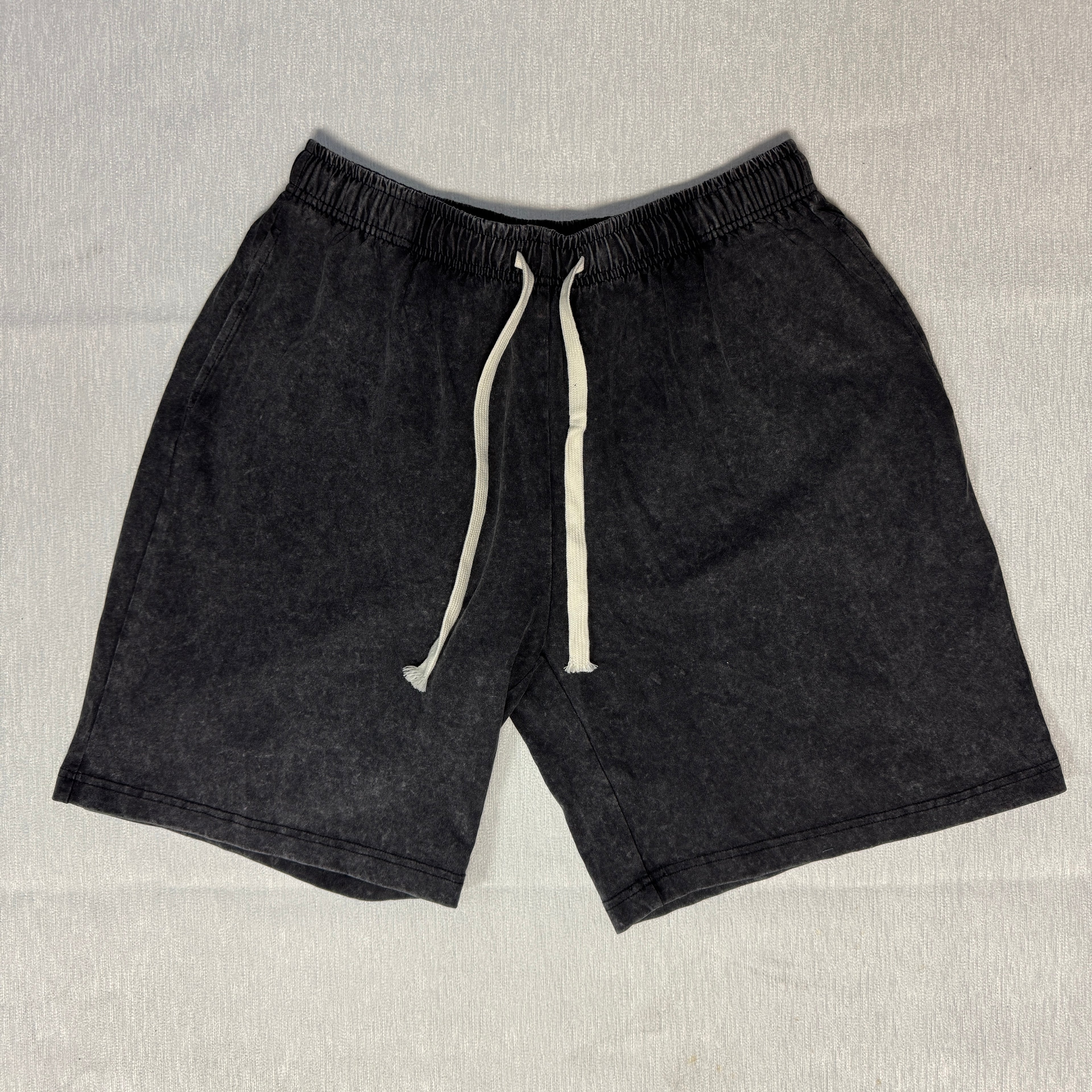 DigiPrint Unisex Vintage Short, Acid washed, Mineral washed.